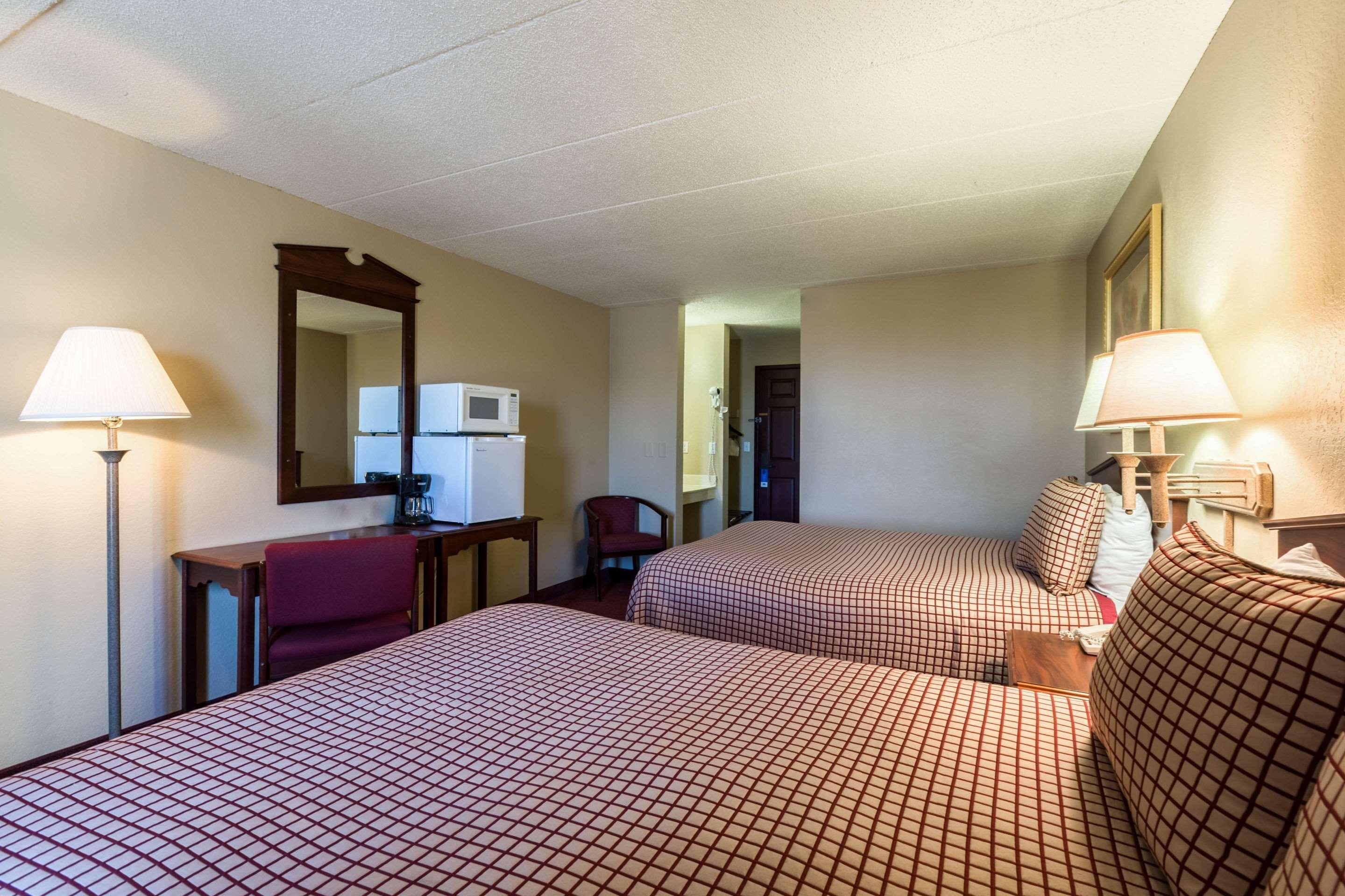 Rodeway Inn Norfolk Εξωτερικό φωτογραφία