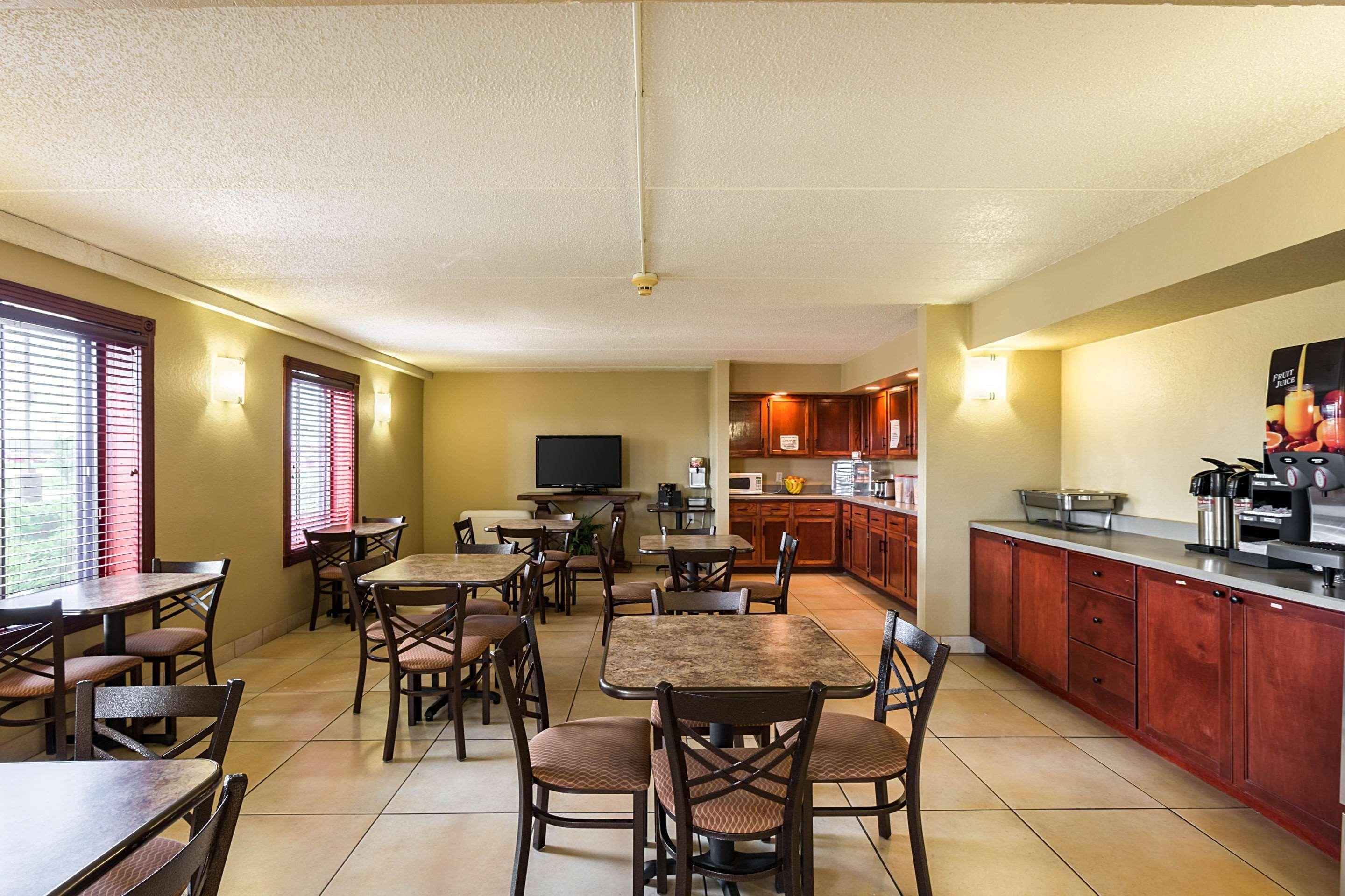 Rodeway Inn Norfolk Εξωτερικό φωτογραφία