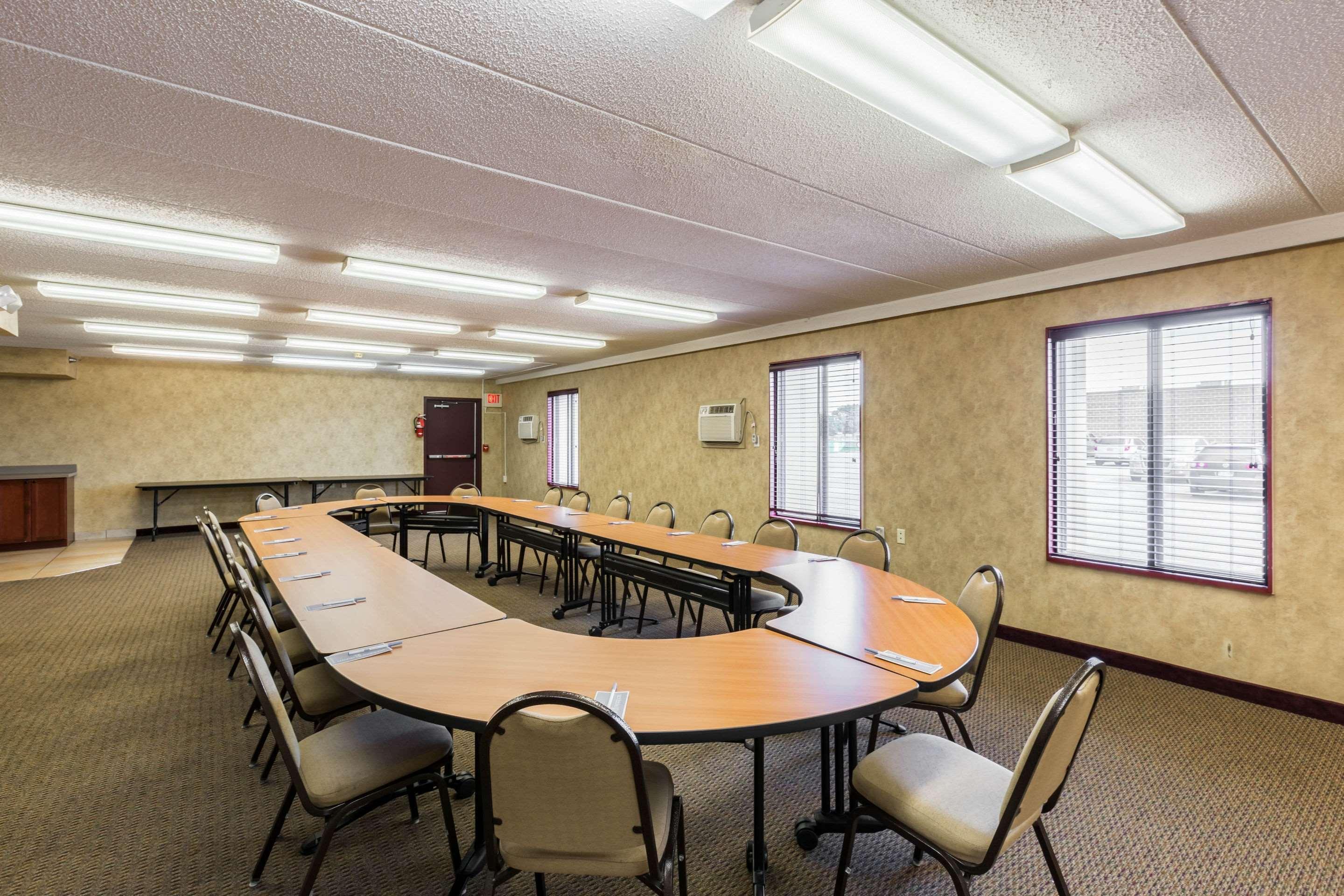 Rodeway Inn Norfolk Εξωτερικό φωτογραφία