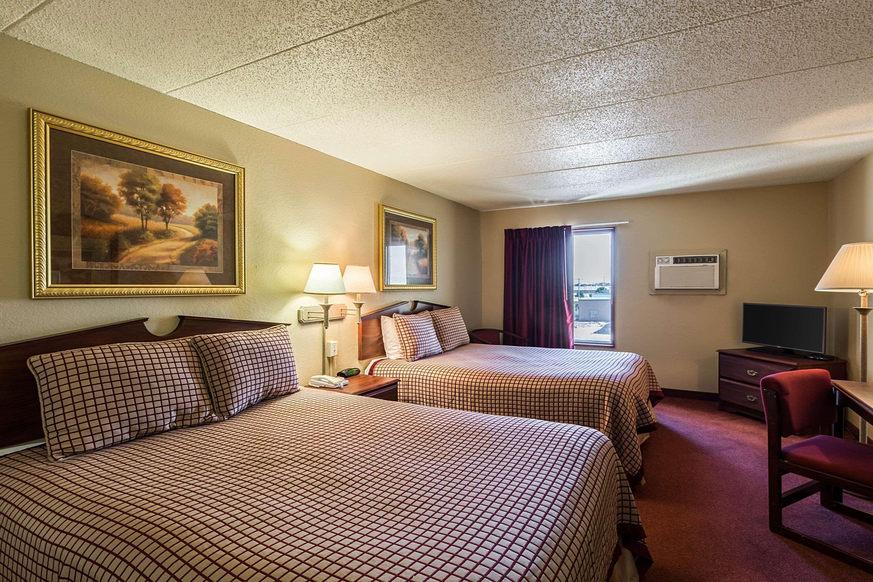 Rodeway Inn Norfolk Εξωτερικό φωτογραφία