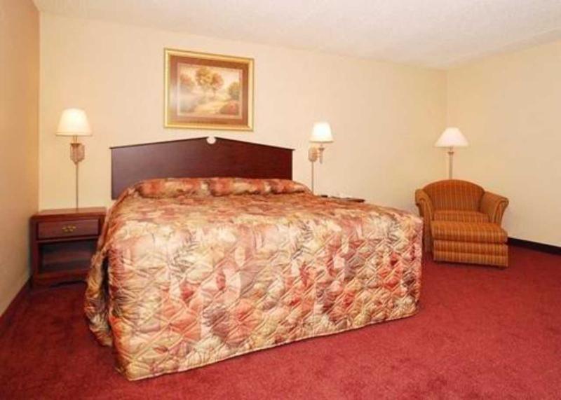 Rodeway Inn Norfolk Εξωτερικό φωτογραφία